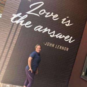 Meet your Posher, Isabel